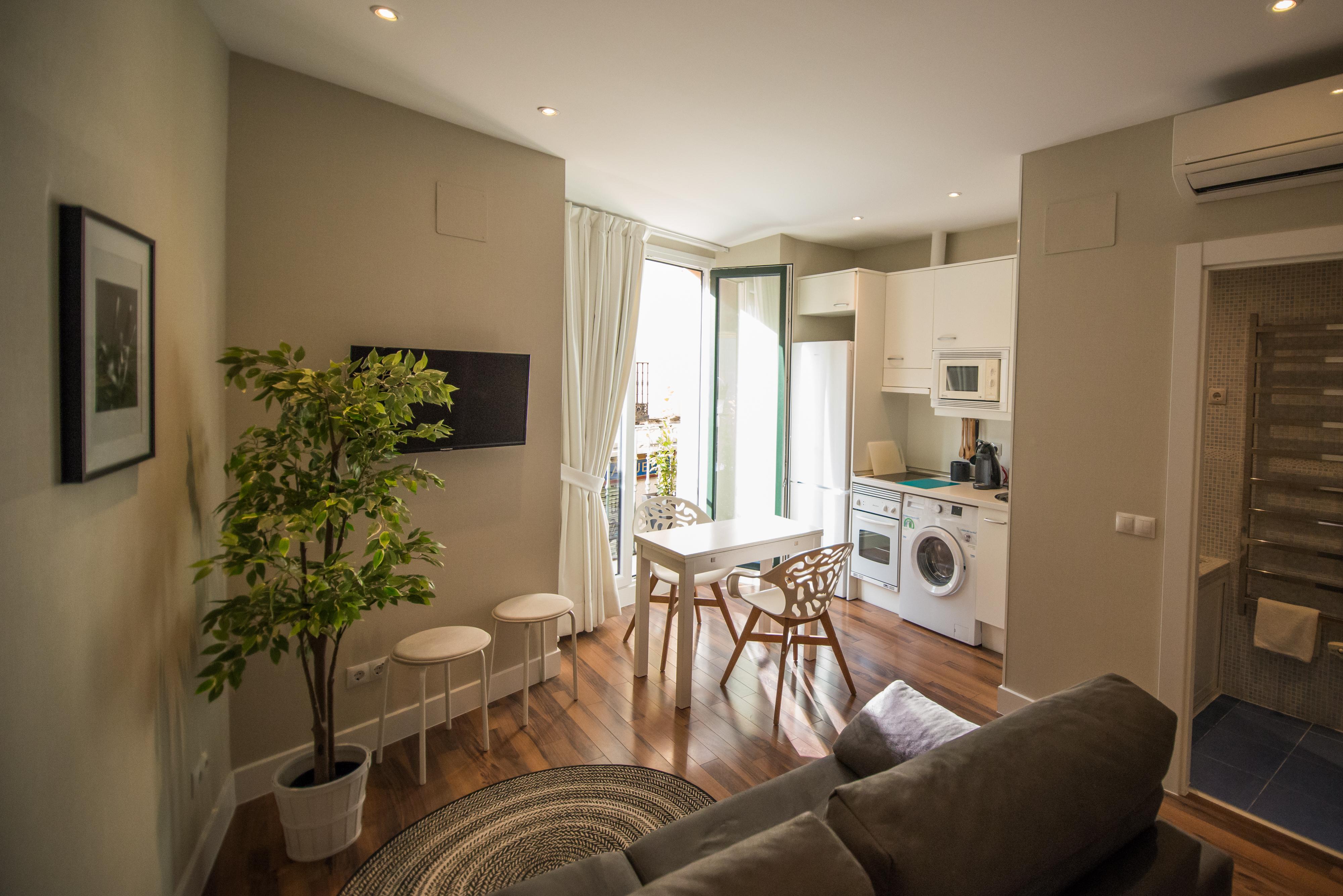 Apartamentos Cruz Мадрид Экстерьер фото